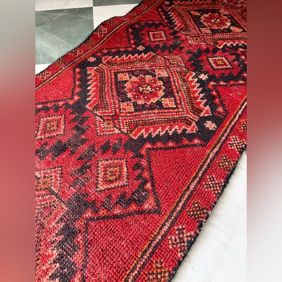 Vintage Imported Red Wool Runner - Picture 3 of 9